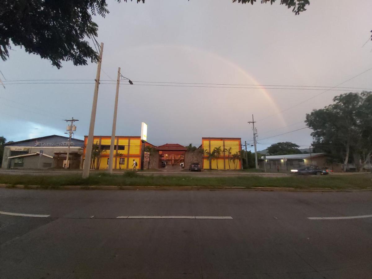 Mados Hotel Guanacaste Choluteca エクステリア 写真