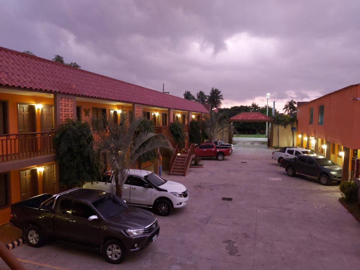 Mados Hotel Guanacaste Choluteca エクステリア 写真